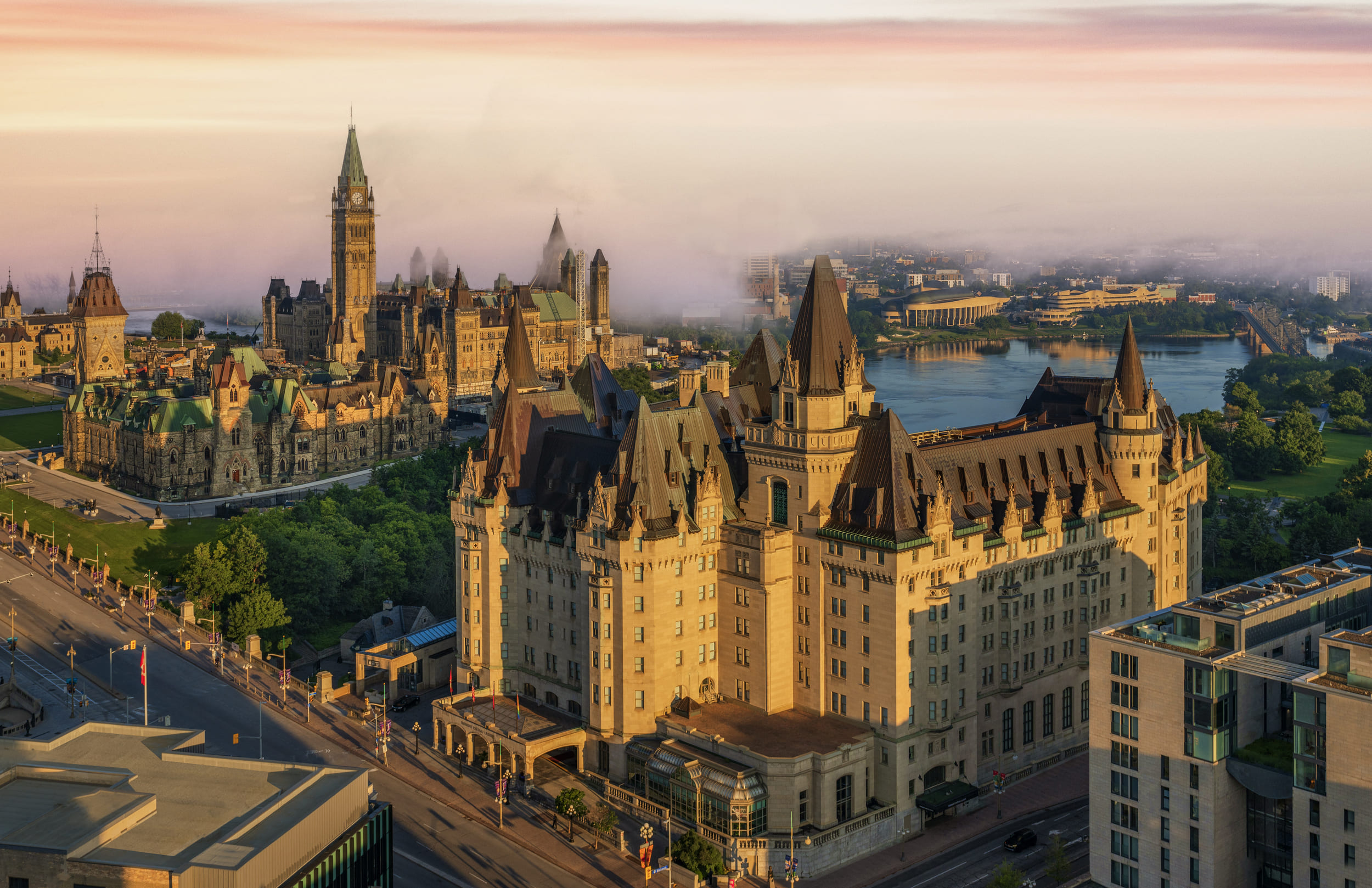 The Roaring Lion | Fairmont Chateau Laurier